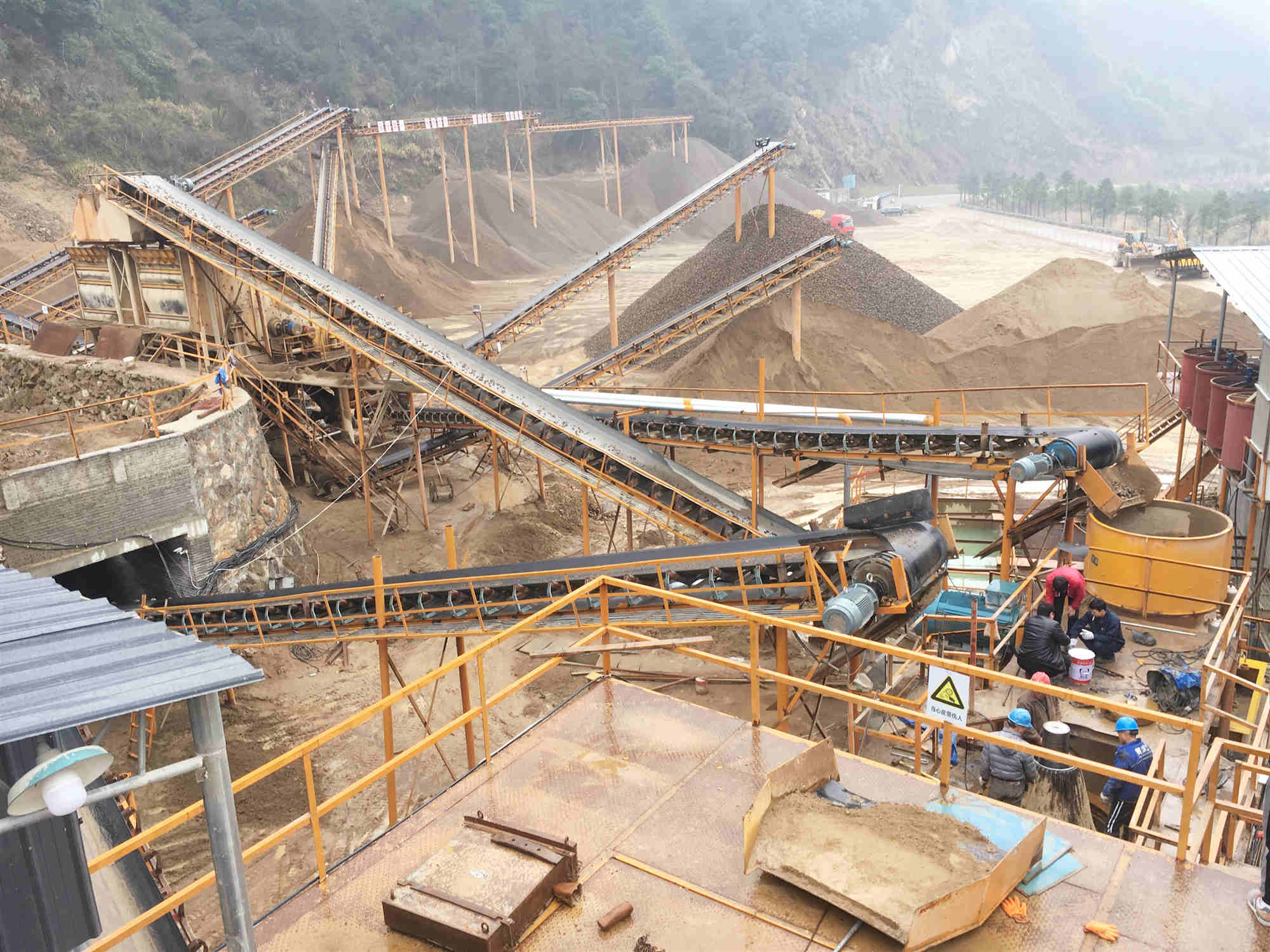 【行业动态】四川雅安严格整顿砂石矿山扬尘污染问题