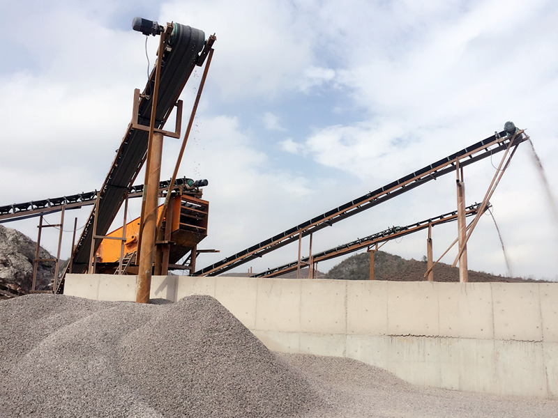 碎石生产线现场(成品筛分)